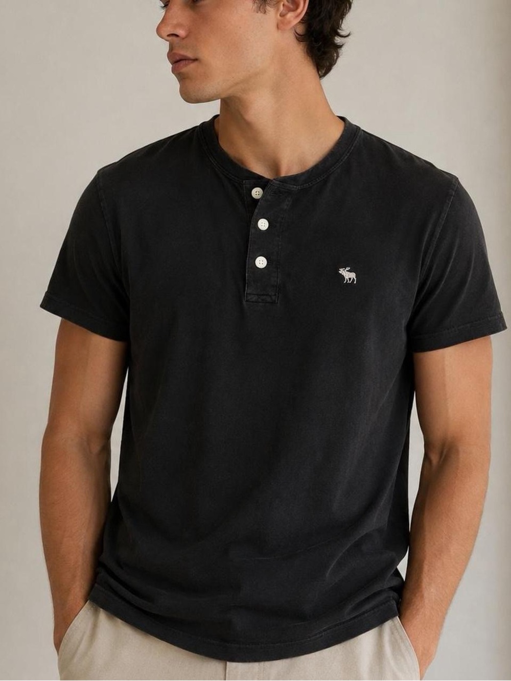 Vintage Abercrombie & Fitch Moose Henley T-Shirt XS